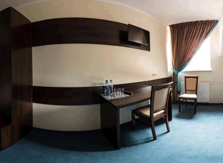 Chelosiowy Dworek Kielce Chambre photo